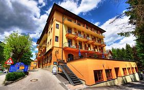Euro Youth Hotel&Krone